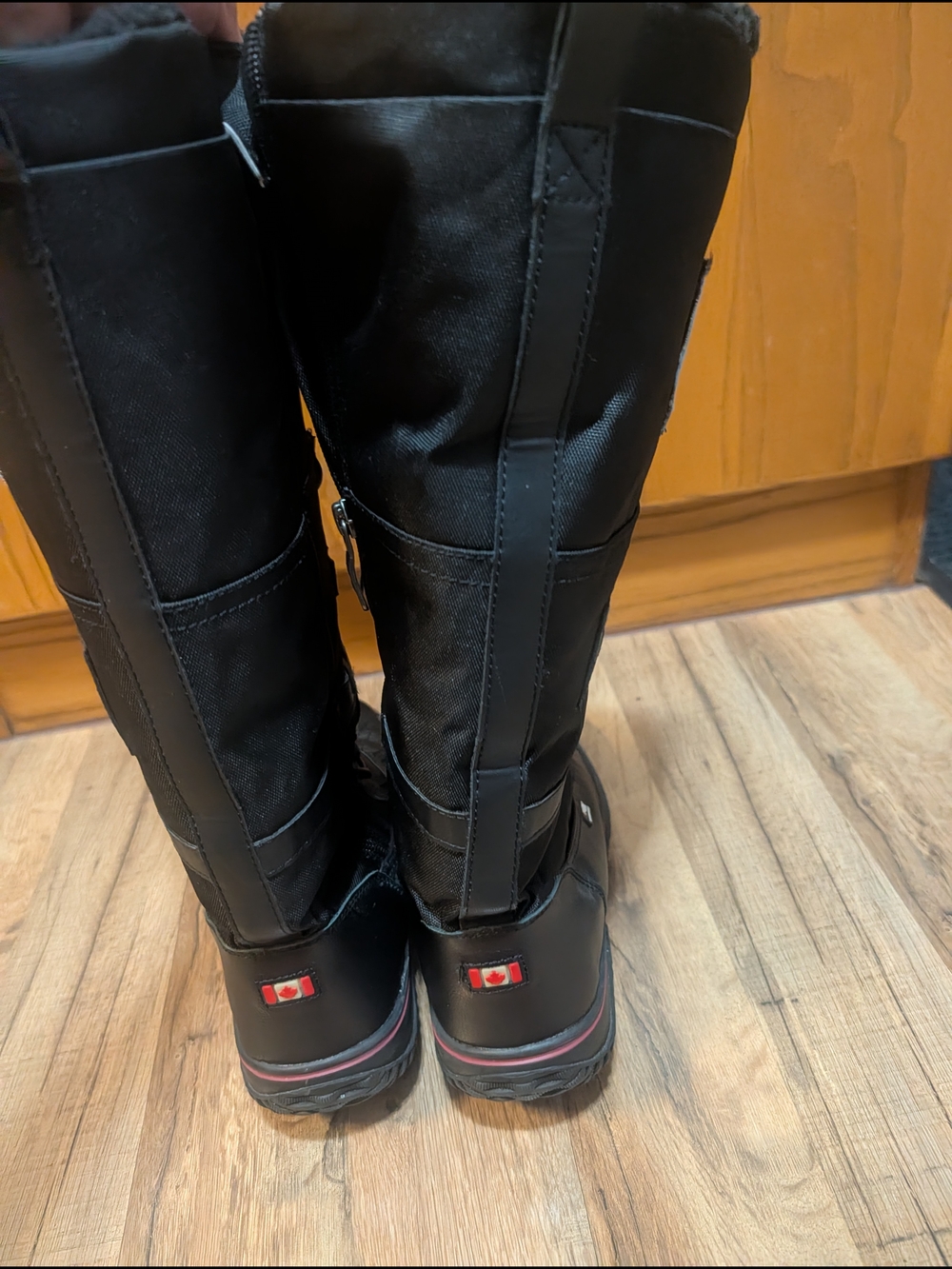 Pajar Black Women's Lace-Up Winter Boots with Red Trim - Picture 2 of 12